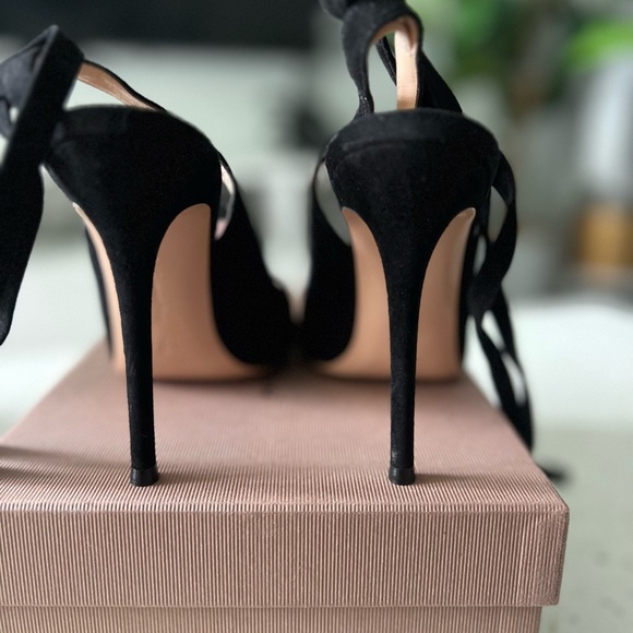 GIANVITO ROSSI Black Suede Round Toe Ankle Wrap Pumps (Size 40) - Picture 9 of 11